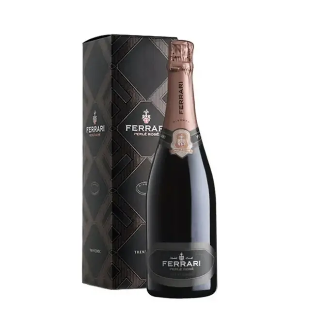 Ferrari Perlé Rosé Riserva 2018 díszdobozban